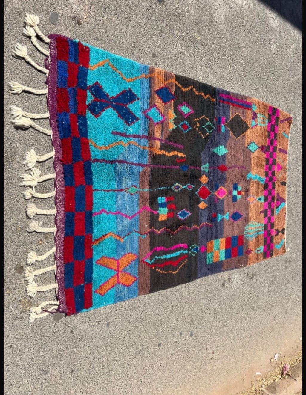 Magnifique Tapis Amazigh Maroc très rare