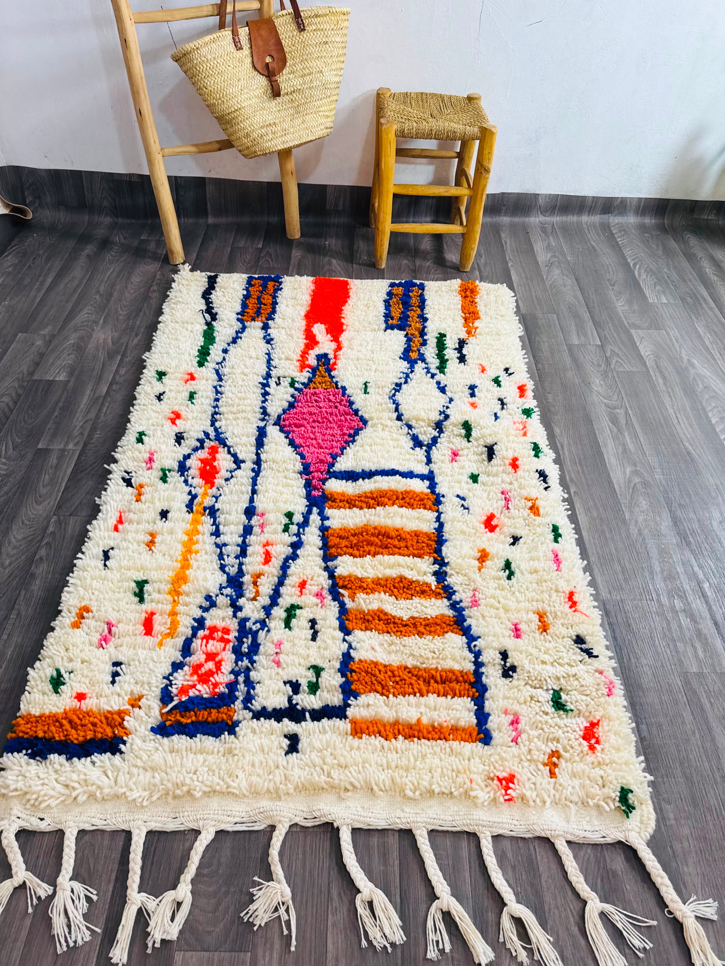 Tapis Les Trois Silhouettes — Région Azilal