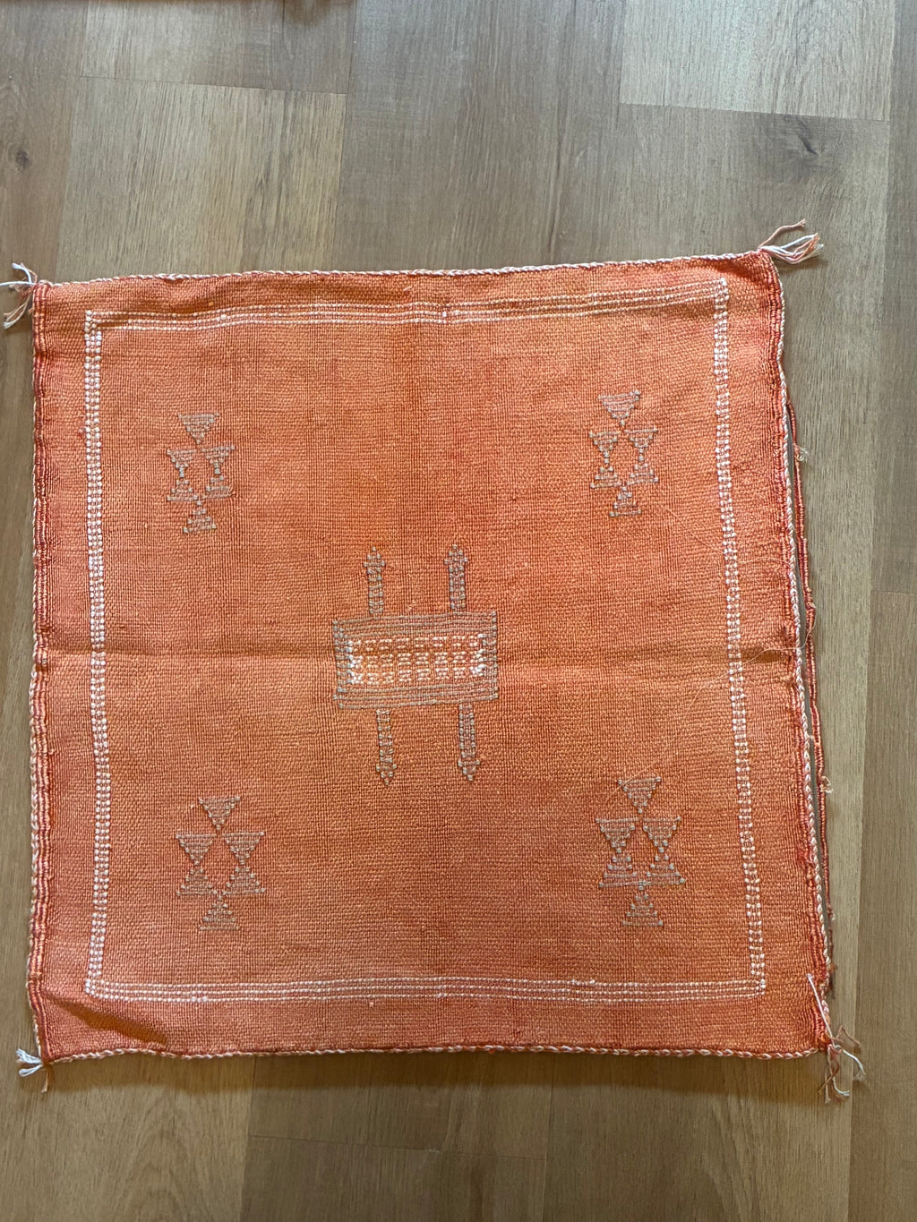 Housse de coussin soie de cactus Le Métier des Sables